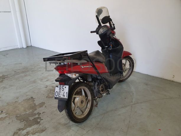 Honda Vision NSC 110 · Ano 2013