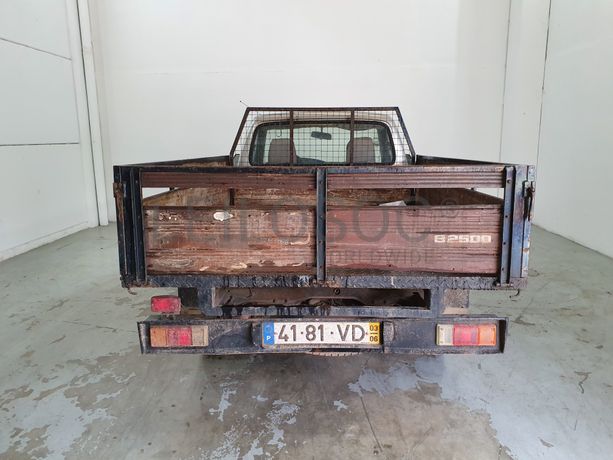 Mazda Pick Up · Ano 2003