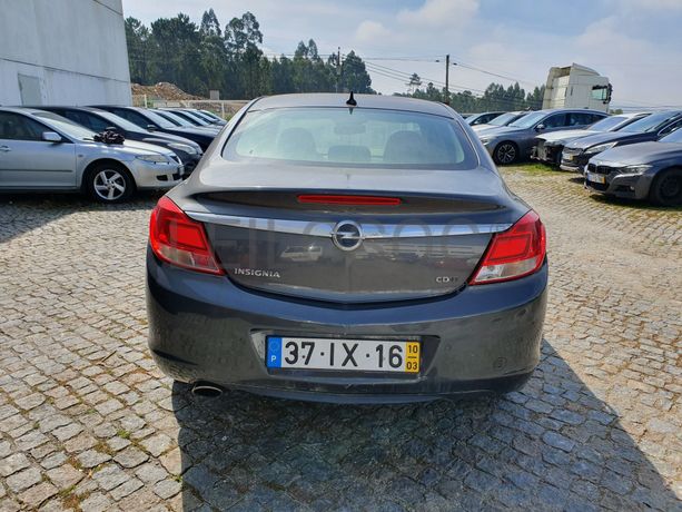Opel Insígnia 2.0 CDTI · Ano 2010