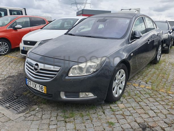 Opel Insígnia 2.0 CDTI · Ano 2010