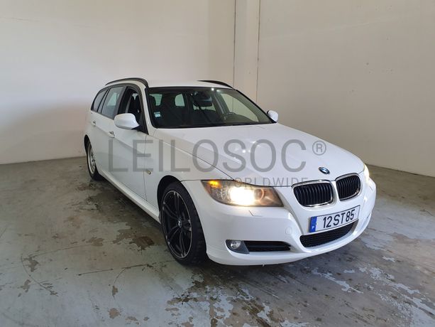 BMW 320D · Ano 2010