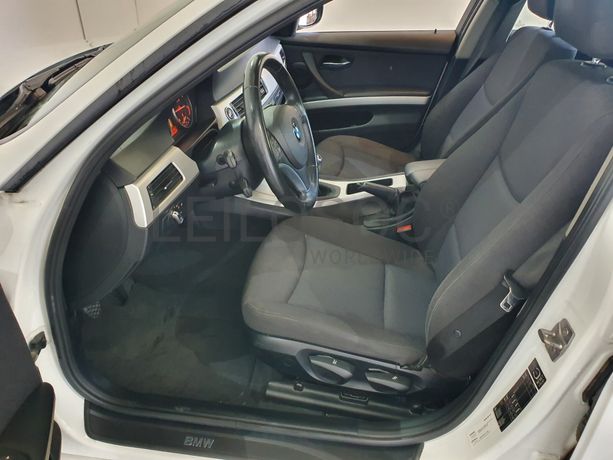 BMW 320D · Ano 2010