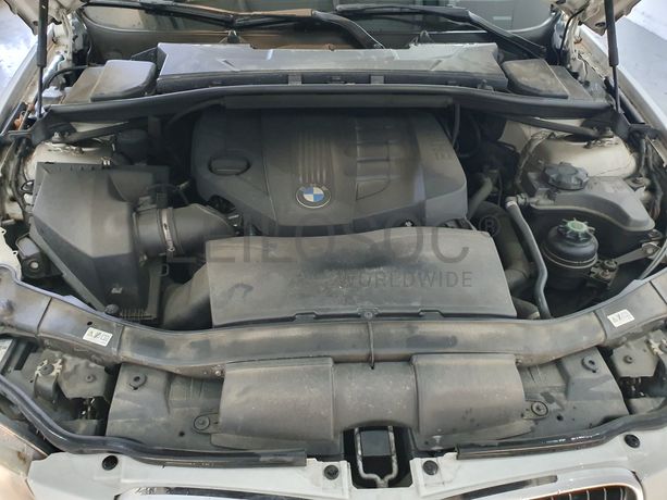 BMW 320D · Ano 2010