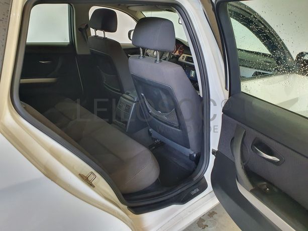 BMW 320D · Ano 2010