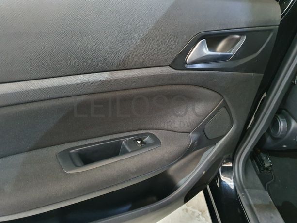 Peugeot 308 1.6 Blue HDI · Ano 2016