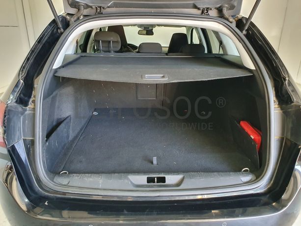 Peugeot 308 1.6 Blue HDI · Ano 2016