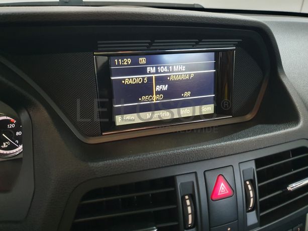 Mercedes-Benz E250 · Ano 2011