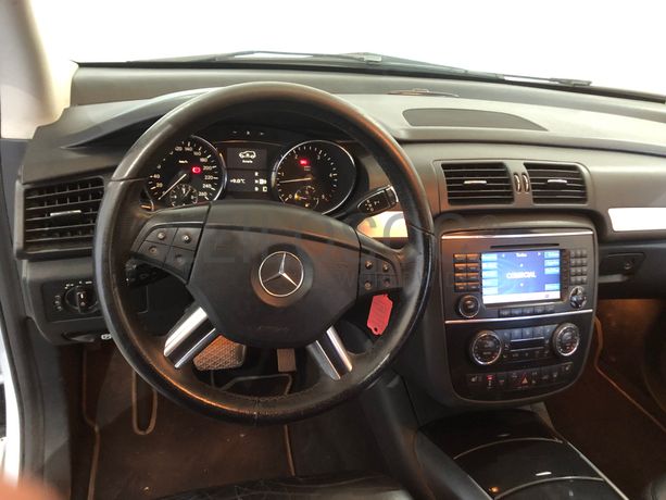 Mercedes-Benz R320 CDI 4-Matic · Ano 2008