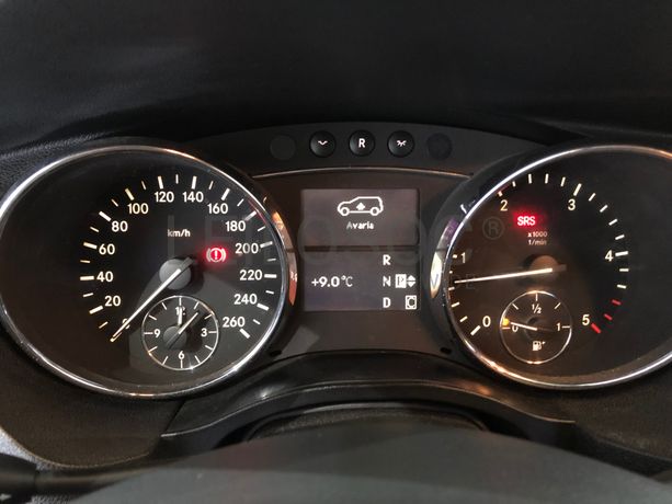 Mercedes-Benz R320 CDI 4-Matic · Ano 2008
