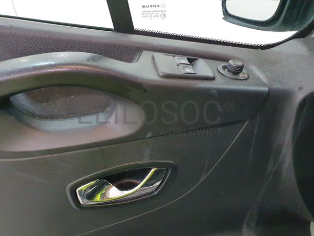 Opel Viívaro · Ano 2017