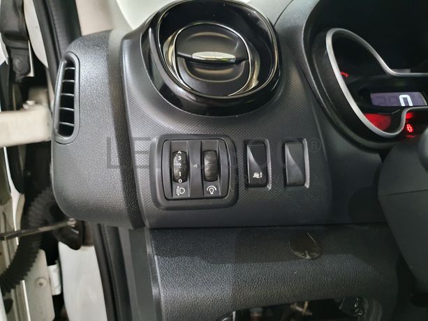 Opel Viívaro · Ano 2017