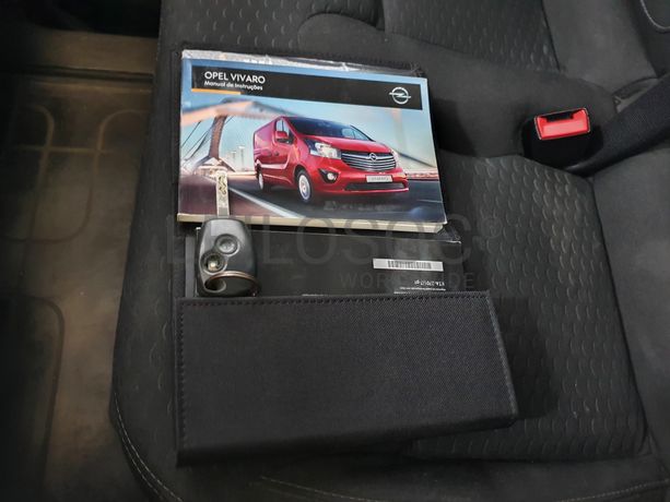 Opel Viívaro · Ano 2017
