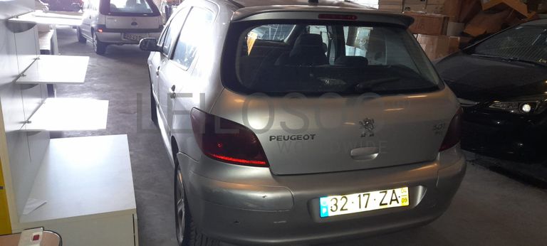Peugeot 307 · Ano 2004