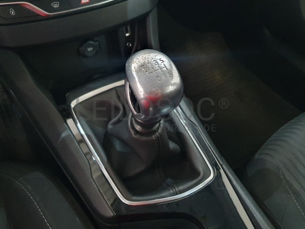 Peugeot 308 SW · Ano 2014