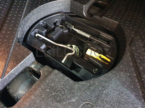 Peugeot 308 SW · Ano 2014