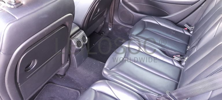 Peugeot 308 1.6 HDI · Ano 2013