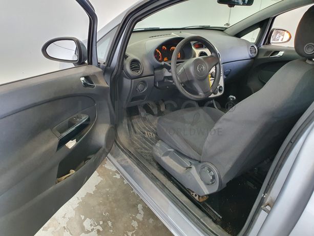 Opel Corsa 1.3 CDTI · Ano 2007