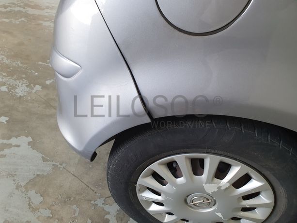 Opel Corsa 1.3 CDTI · Ano 2007