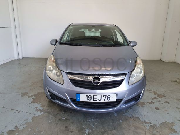 Opel Corsa 1.3 CDTI · Ano 2007
