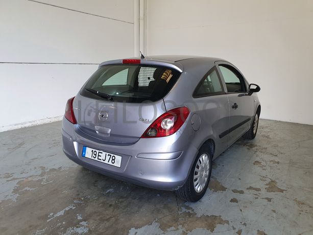 Opel Corsa 1.3 CDTI · Ano 2007