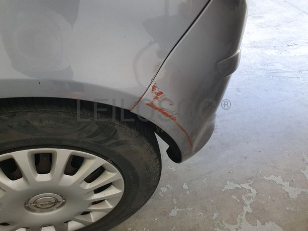 Opel Corsa 1.3 CDTI · Ano 2007