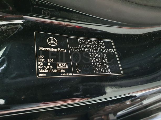 Mercedes-Benz C300 Hybrid · Ano 2015 50-PO-32