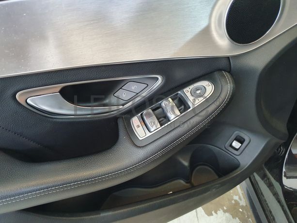 Mercedes-Benz C300 Hybrid · Ano 2015 50-PO-32