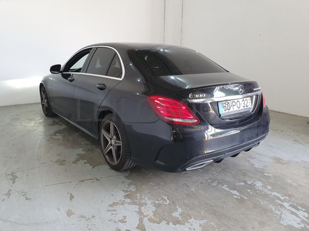 Mercedes-Benz C300 Hybrid · Ano 2015 50-PO-32