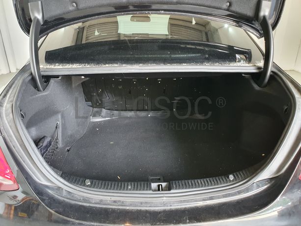 Mercedes-Benz C300 Hybrid · Ano 2015 50-PO-32