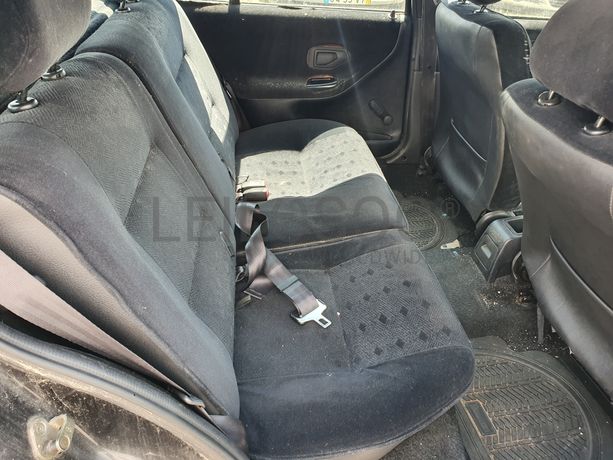 Peugeot 306 · Ano 2001