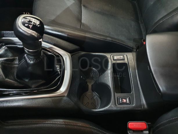 Nissan X-Trail · Ano 2016