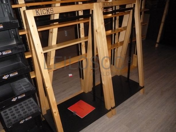 Artigos de desporto · Equipamento Diverso