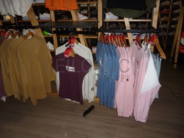 Artigo de desporto · Equipamento Diverso