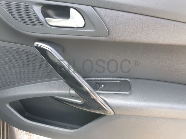 Peugeot 508 Hybrid · Ano 2012