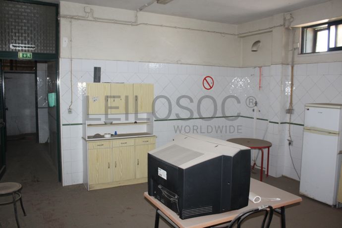 Armazém Industrial · Setúbal