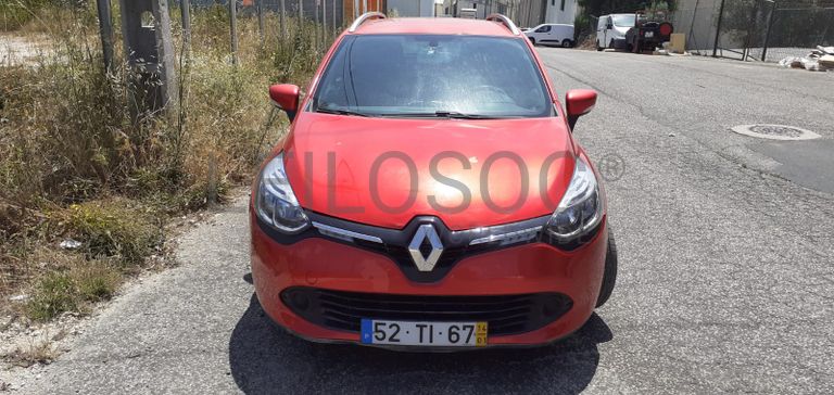 Renault Clio 1.5 DCI · Ano 2014
