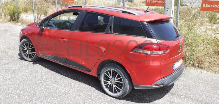 Renault Clio 1.5 DCI · Ano 2014