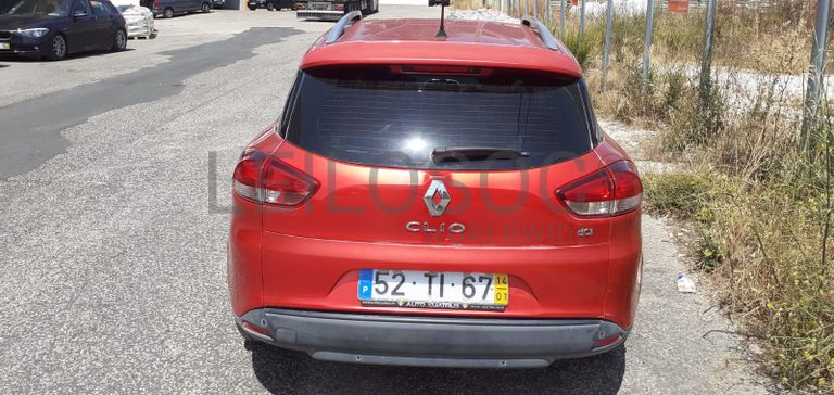 Renault Clio 1.5 DCI · Ano 2014