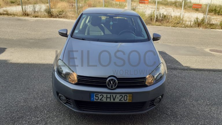 Volkswagen Golf 2.0 TDI · Ano 2009