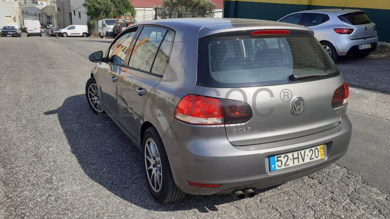 Volkswagen Golf 2.0 TDI · Ano 2009