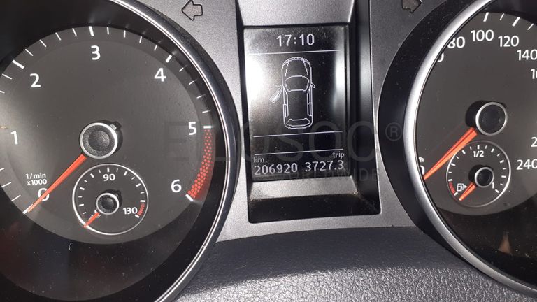 Volkswagen Golf 2.0 TDI · Ano 2009