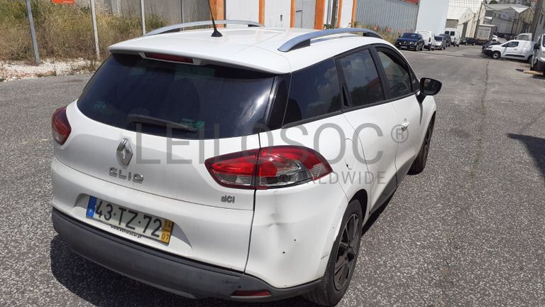Renault Clio 1.5 DCI · Ano 2014