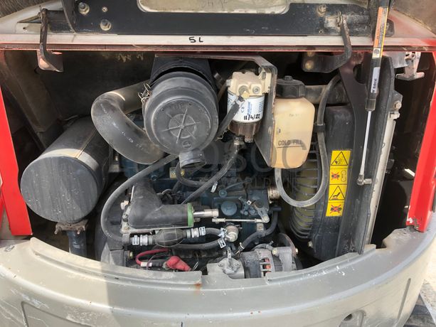 Mini Giratória Bobcat E 35 · Ano 2011