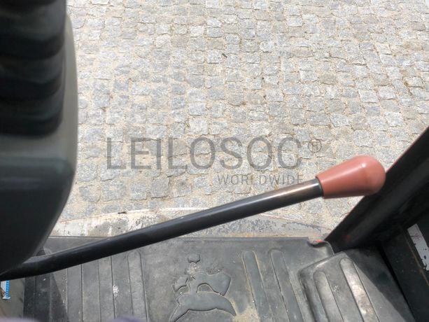 Mini Giratória Bobcat E 35 · Ano 2011