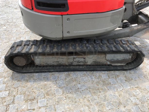 Mini Giratória Bobcat E 35 · Ano 2011