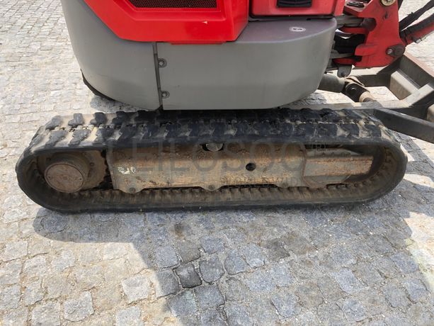 Mini Giratória Volvo ECR 25D · Ano 2014