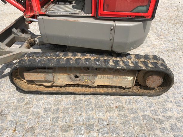 Mini Giratória Volvo ECR 25D · Ano 2014