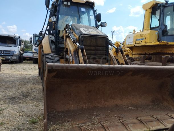 Backhoe Loader 11T
