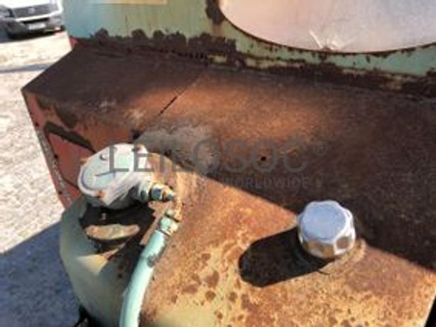 Trator Agrícola Deutz D-6086 · Misturadora Gilioli