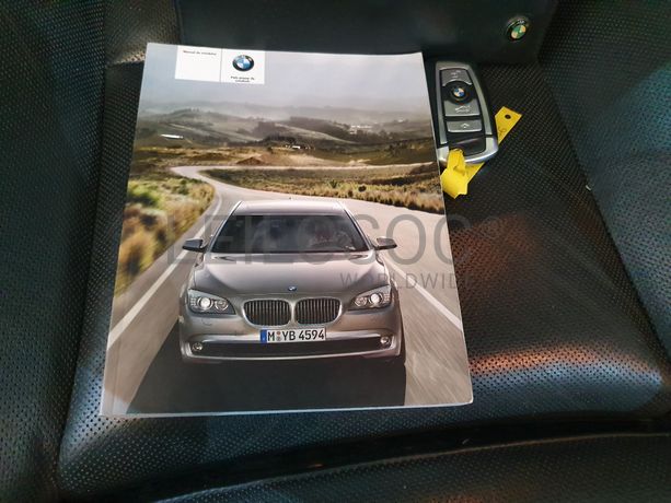 BMW 740D · Ano 2010